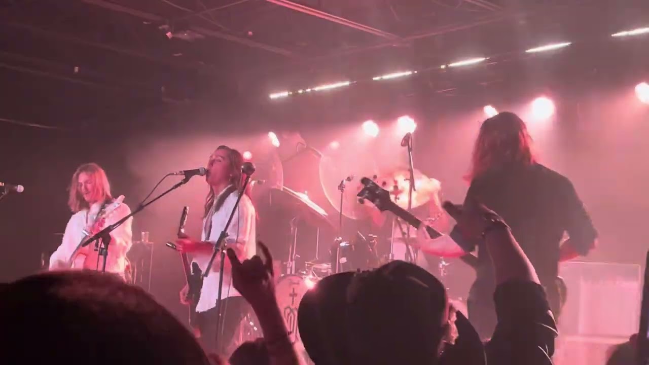 Mirador - Blood And Custard (Live Debut)