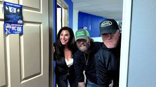 Felissa Rose and Lochlyn Munro introduce the Minimax (worlds smallest movie theater)
