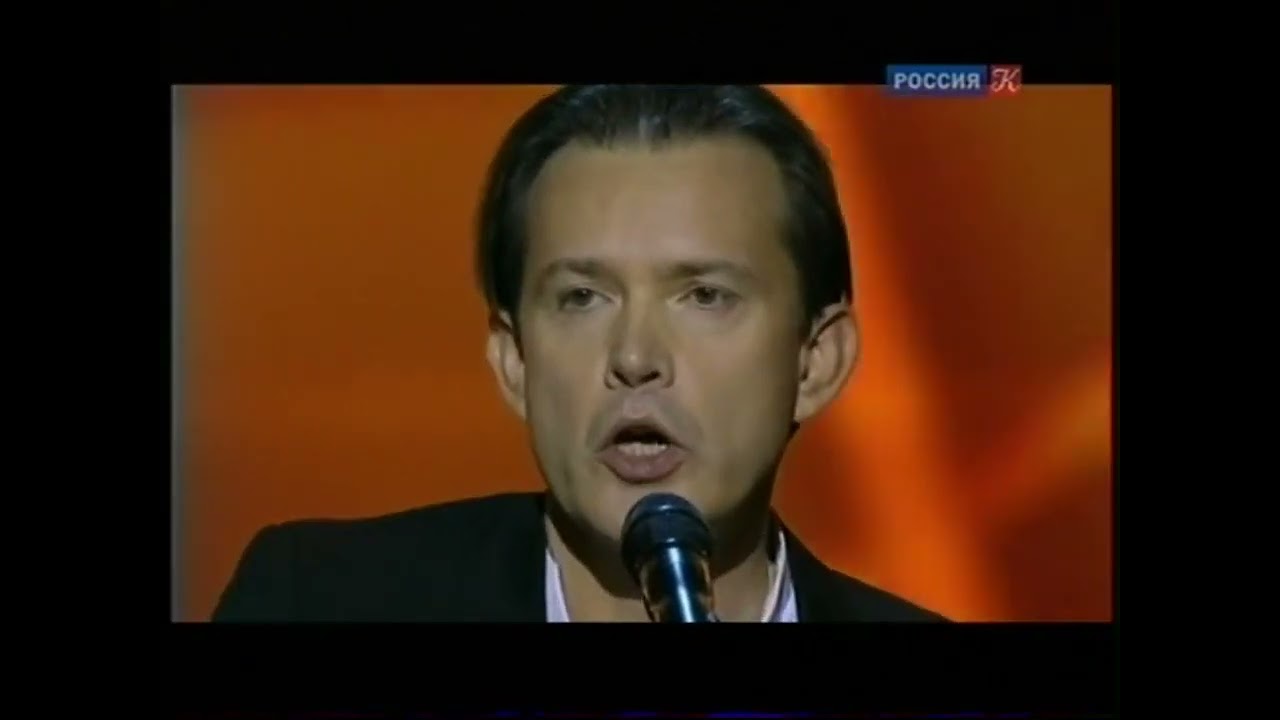 Песня Булата Окуджавы "Музыкант". Поёт Олег Погудин.