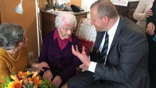 Mont-de-Marsan : Suzanne Cols, 109 ans, reçoit la médaille de la ville