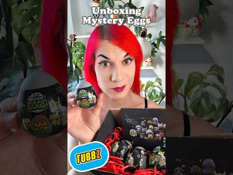 Unboxing mystery eggs Universal Monsters TUBBZ