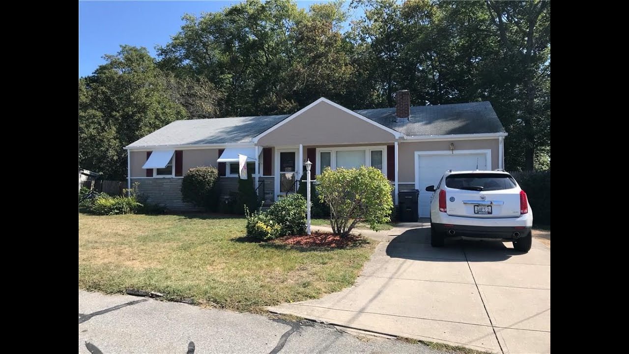 Homes for sale - 22 Glenbrook Road, Warwick, RI 02889