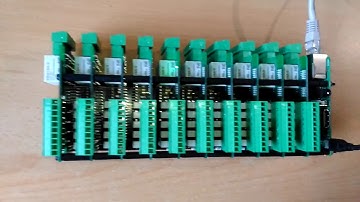 Raspberry Pi driving 100 relays, no wires, no extra power supply