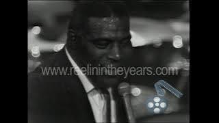Howlin' Wolf 'Smokestack Lightning' Live 1964 (Reelin' In The Years Archives)