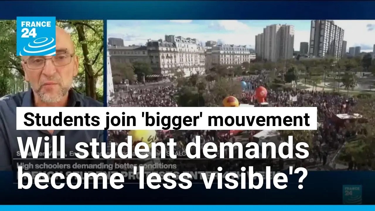 Students join Yellow Vest protest: Greater collective strength versus risk of losing distinct voice