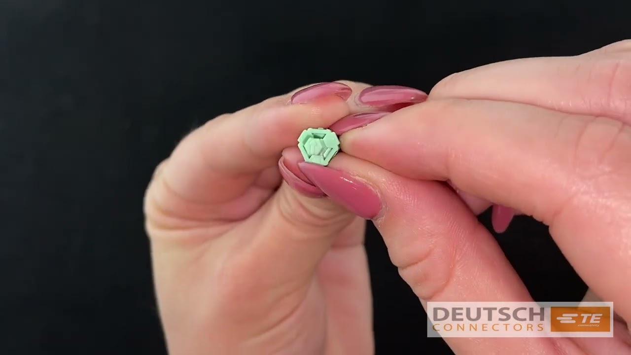 Deutsch W3P DT Series Wedge Lock