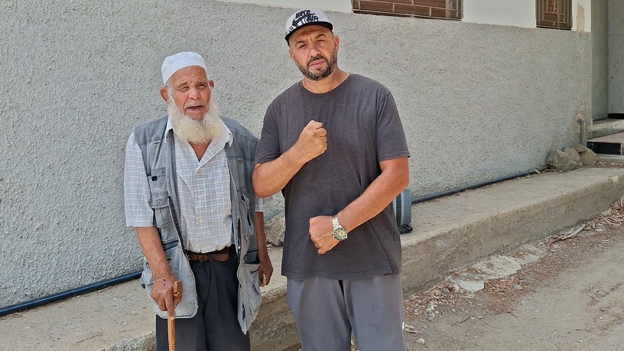 رفقة عمي عبد السلام وسطي من سوق أربعاء تاوريرت إقليم الحسيمة