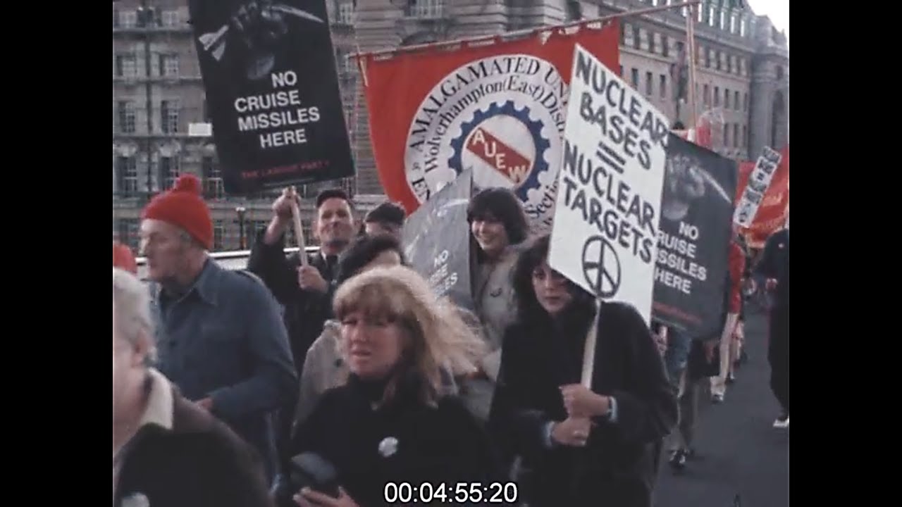 Campaign for Nuclear Disarmament March, 1983 - Film 1039459