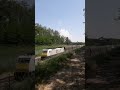 Croisement UM2 TGV lyria et BR186 ECR + baches