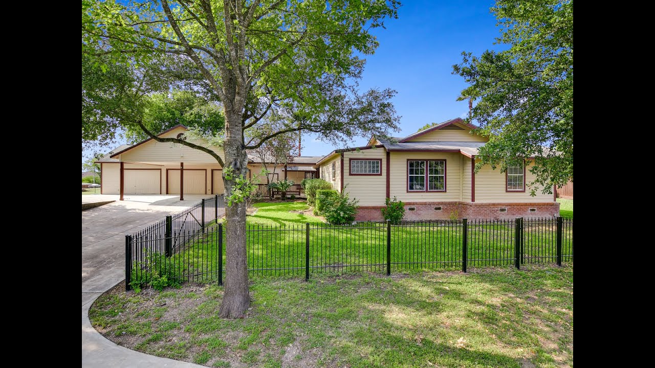 579 Weil Road, Cibolo, TX 78108