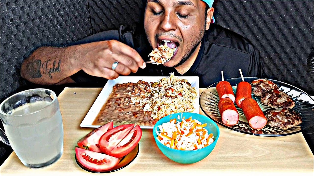 MUKBANG - ARROZ COM FRANGO, FEIJÃO, SALSICHÃO, HAMBÚRGUER E SALADA (ASMR) SONS DE MASTIGAÇÃO