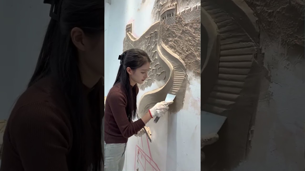 The relief Great Wall shows the beauty of Chinese architecture