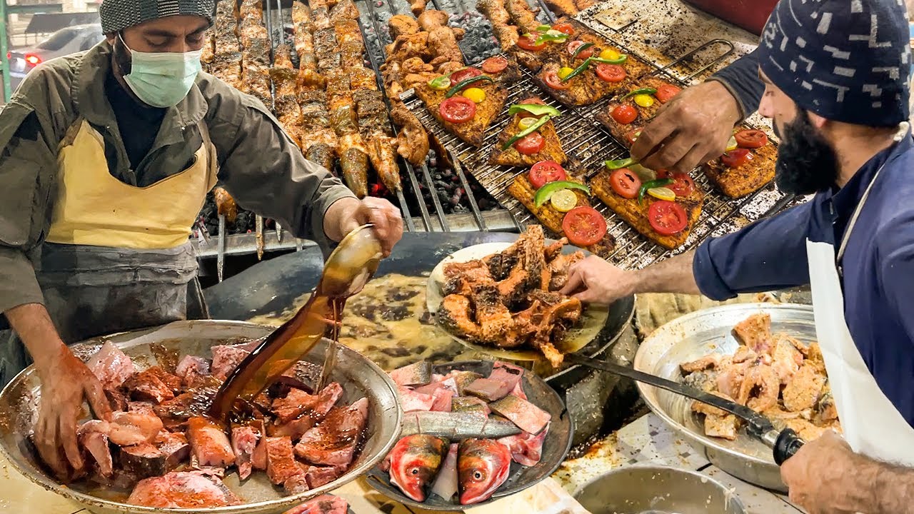 Fried Fish & Grilled Fish Peshawari Machli Farosh Seafood Street | Street Food Spicy Masala Fish Fry