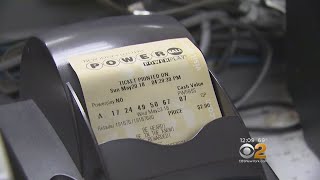Store Gets Big Check For Selling Winning Powerball Ticket screenshot 2