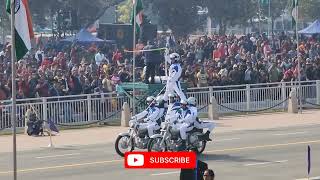 Indian Army bike stunts. #indianarmy #republicday #trending #alivlogs #kartavyapath #armylover