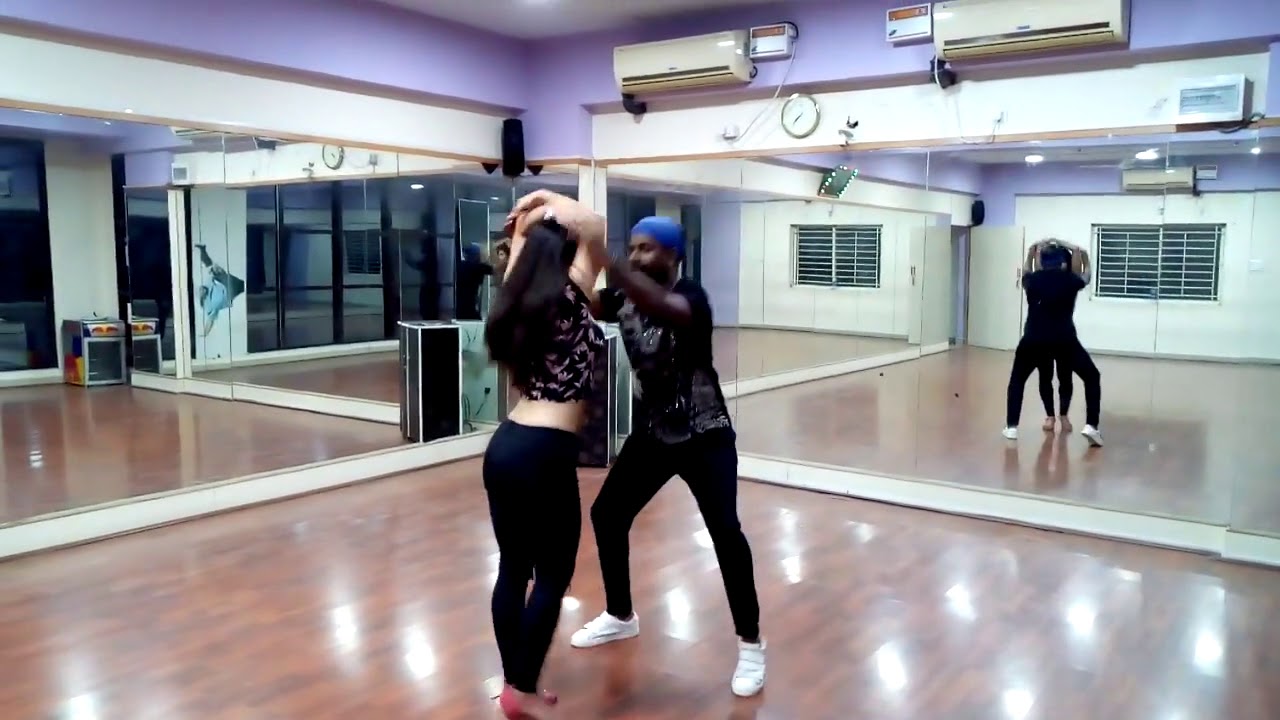 Latino Rhythms Dance Academy - Practice session