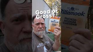 Tillamook Smoked Cheddar Cheese Reviewed - Is it good or gross?