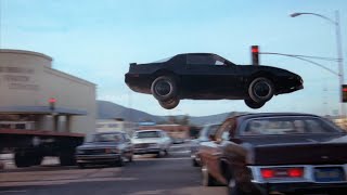 Pursuit and Crash | Knight Rider