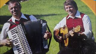 Download Lagu mair u mair   heut sauf i  für drei MP3