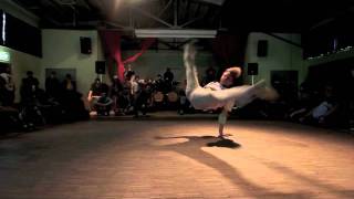 Petair - Judge Solo Jamming On Beat