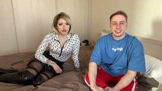 Azkadellia Una Ragazza Solare Con La Pione Per Il C