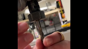 CNC Router - installing and removing end mill