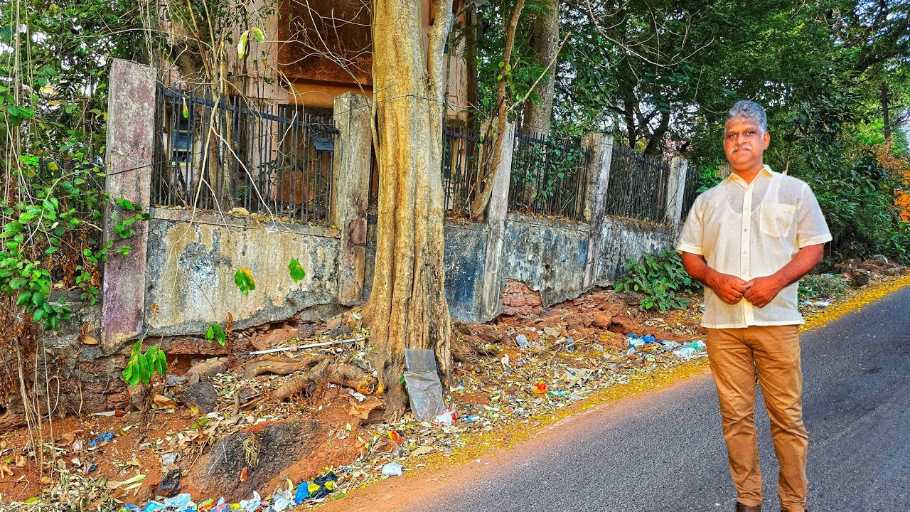 Compound Wall At Dattawadi Mapusa Ready To Collapse Anytime!