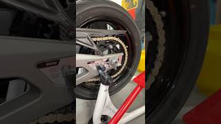 Una carenza “senza manutenzione”? Si, sulla #bmws1000rr ⬆️