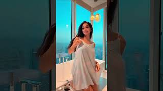Diva Flawless Fun Shower-Time Chat With Friends Chill & Vibe Session