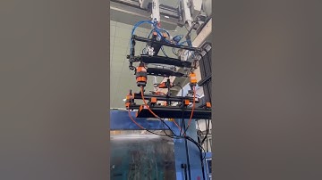 TOPSTAR robot for automotive parts take out and runner cut