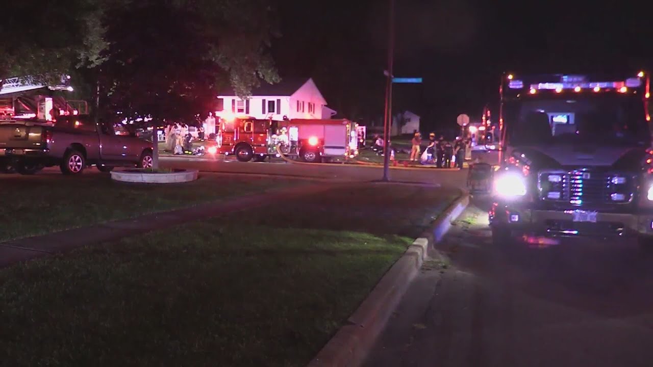 3 people rescued from apparent basement fire in Streamwood overnight, fire chief says