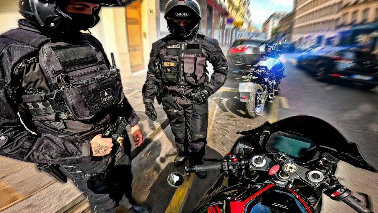Me detuvieron en plena calle en moto por París?!