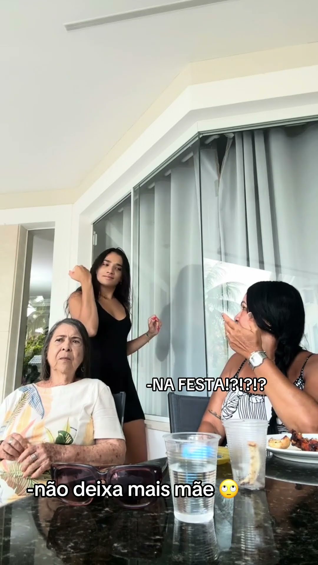 FIZ UMA TATUAGEM ESCONDIDA DA MINHA MÃE #shorts