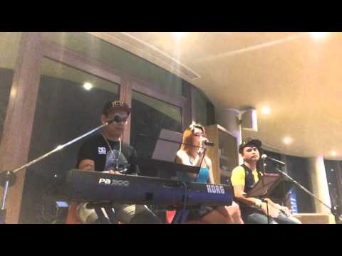 automatic ( utada hikaru ) cover by lovely @ FLC Resort, Vietnam January 16, 2016