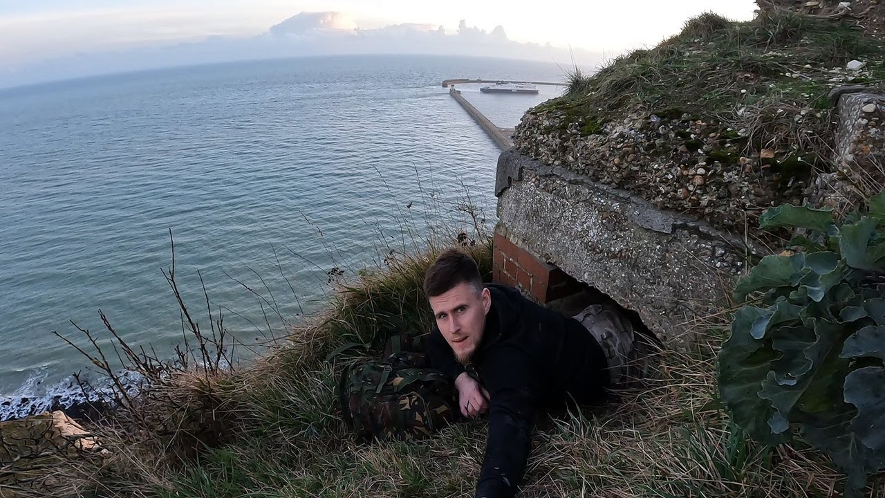 Все проходят мимо этого бункера времен Второй мировой войны… Но загляните внутрь!