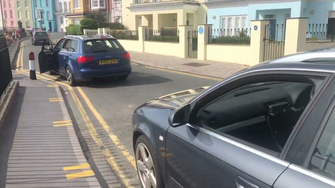 DXING FROM TENBY WALES 🏴󠁧󠁢󠁷󠁬󠁳󠁿 MOBILE IN THE SUNSHINE ☀️