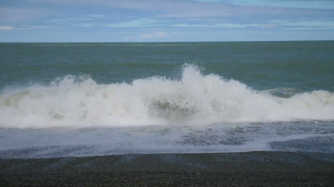 Crashing Waves Wakanui beach, New Zealand 40 min.