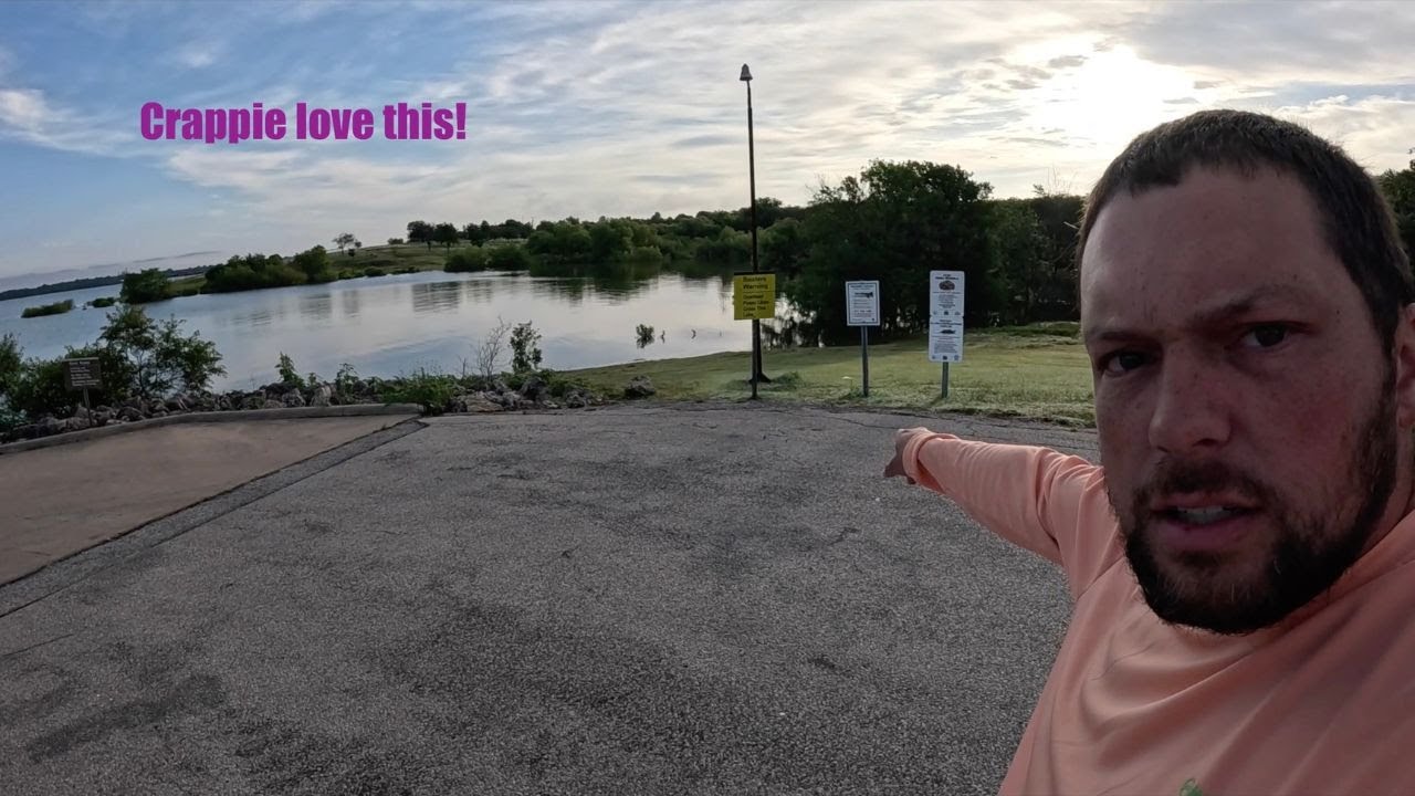 This lake FLOODED and the crappie STACKED up HERE! SUMMER bite is ON!