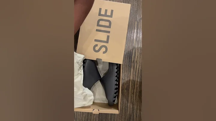 Yeezy Slide Onyx#shorts #yeezy #kanyewest