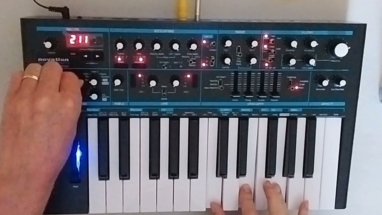NOVATION BASS STATION 2 SOUND DEMO (NO TALKING) - YouTube