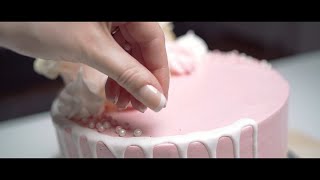 CINEMATIC CAKE B ROLL - Markkinointivideo - Ira Bakes screenshot 4