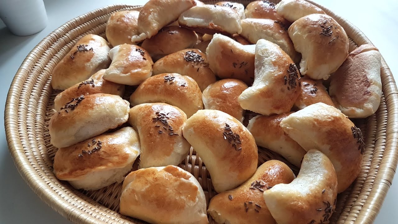 Пирожки со шпеком  (копчёным беконом), латышский рецепт.