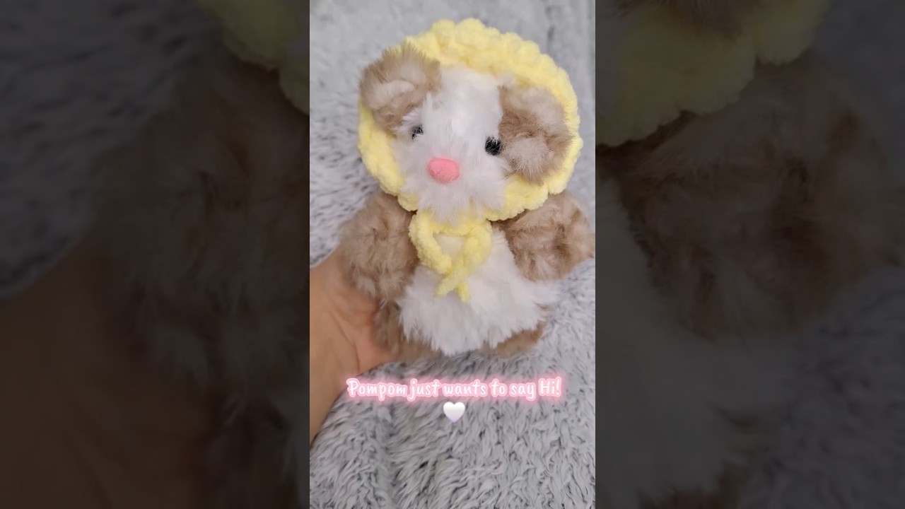 officially ready for his chilly day adventure 🐻💛✨️ 