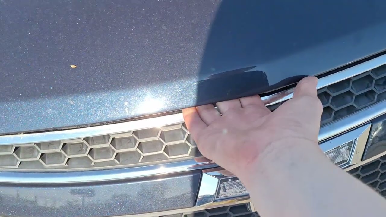 Как открыть капот на Chevrolet Cruze 2010-2015 годов?