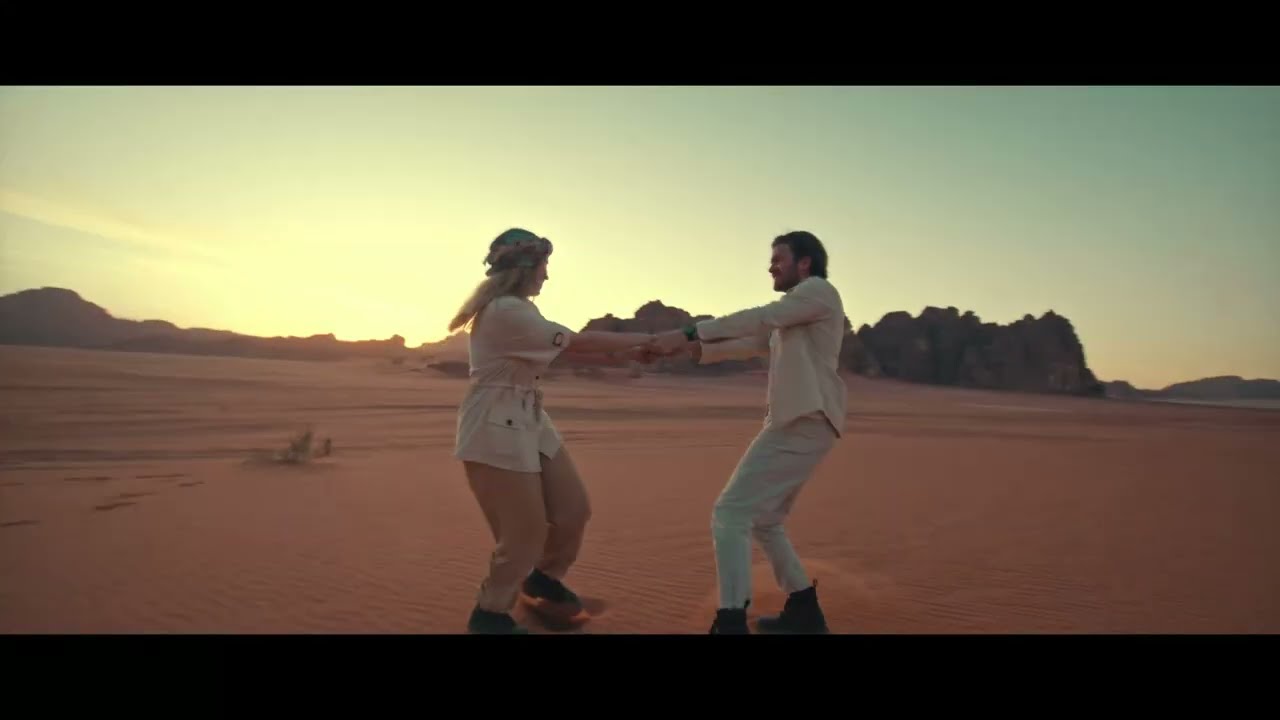 Guarda Hardy Becker - Harder Without You (Official Music Video) su YouTube Guarda Hardy Becker - Harder Without You (Official Music Video) su YouTube