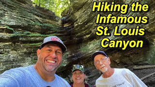 Hiking at Starved Rock State Park