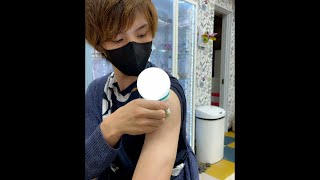ワクチン打ったところに電球当てたら光るらしいので最後まで見て！#Shorts