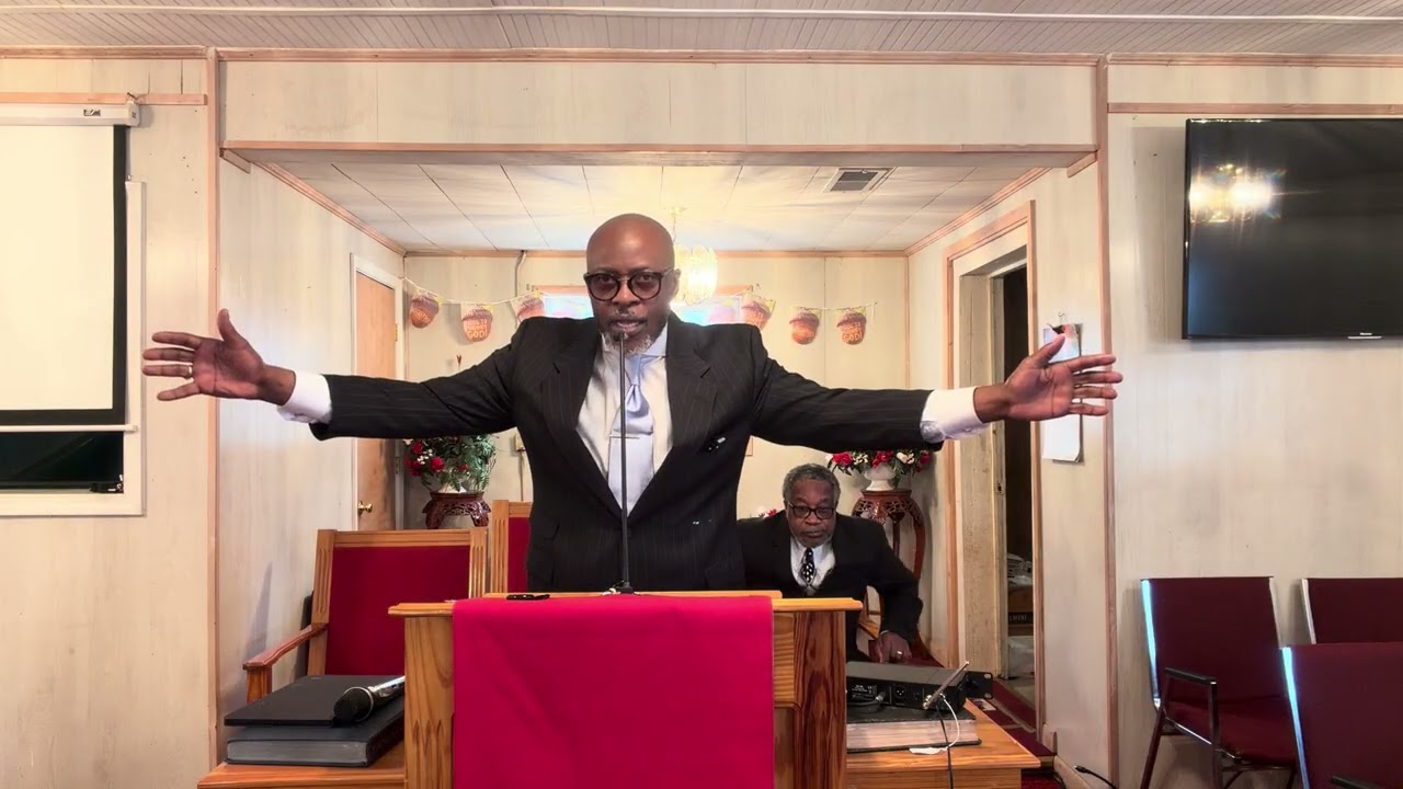 exodus  3: 3 why the bush didn’t burn noticing strange things