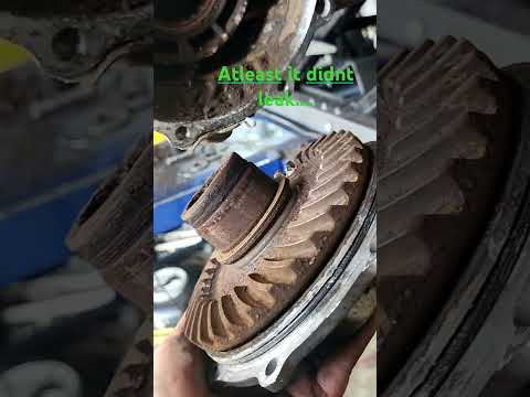 Yfm450 needed some maintenance loooong ago #atv #mechanic #honda #dirtbike #dirt #dirtroad #superatv