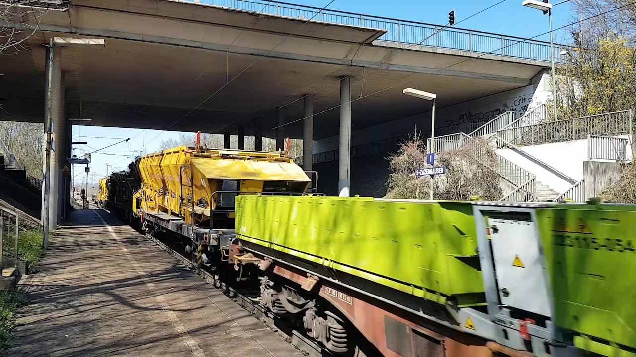 Bauzug SGL Doppellok Maxima und Rangierlok in Stuttgart